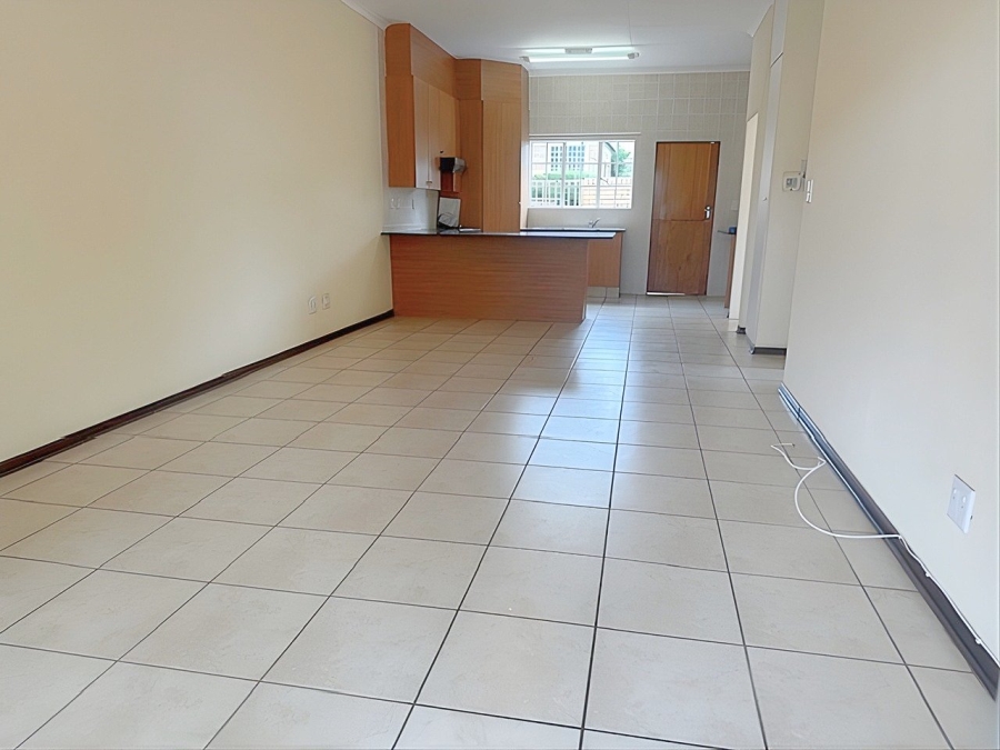 2 Bedroom Property for Sale in Wilgeheuwel Gauteng