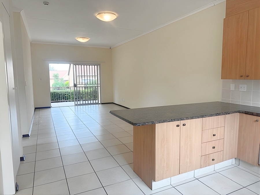 2 Bedroom Property for Sale in Wilgeheuwel Gauteng