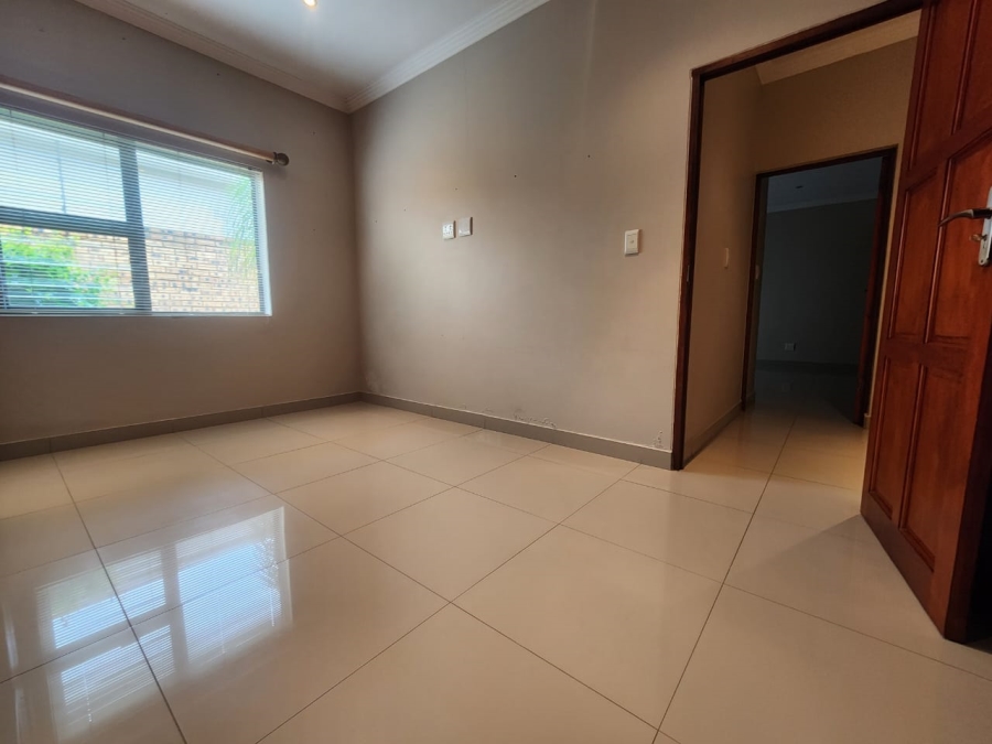 To Let 4 Bedroom Property for Rent in New Redruth Gauteng