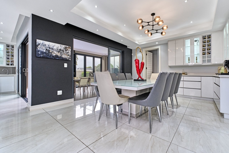 5 Bedroom Property for Sale in Bedfordview Gauteng