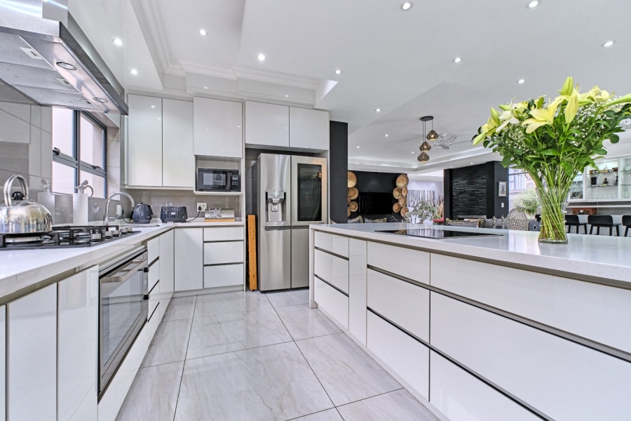 5 Bedroom Property for Sale in Bedfordview Gauteng