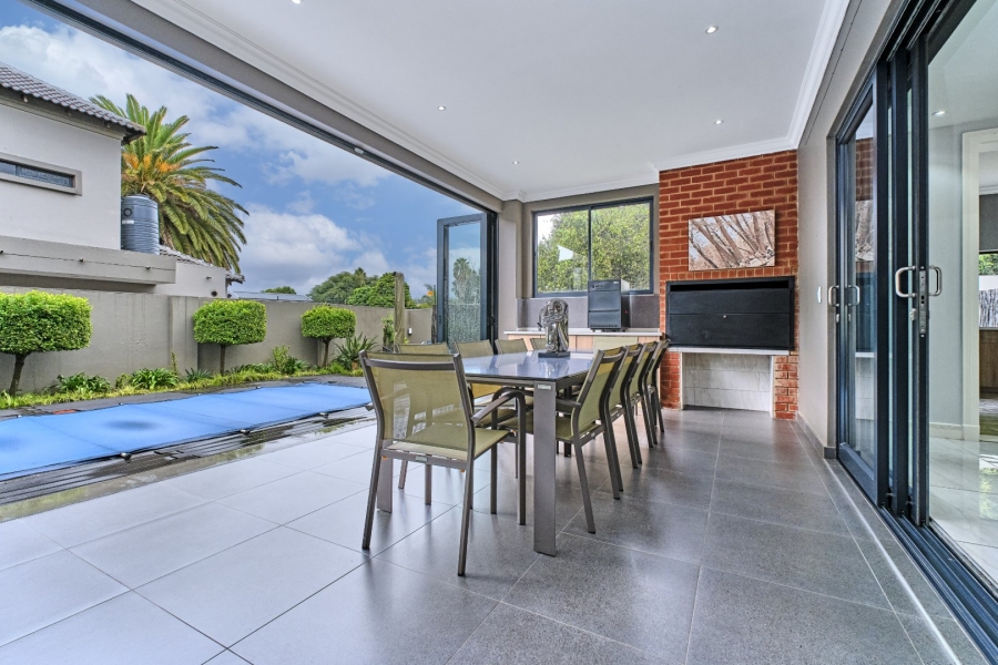 5 Bedroom Property for Sale in Bedfordview Gauteng