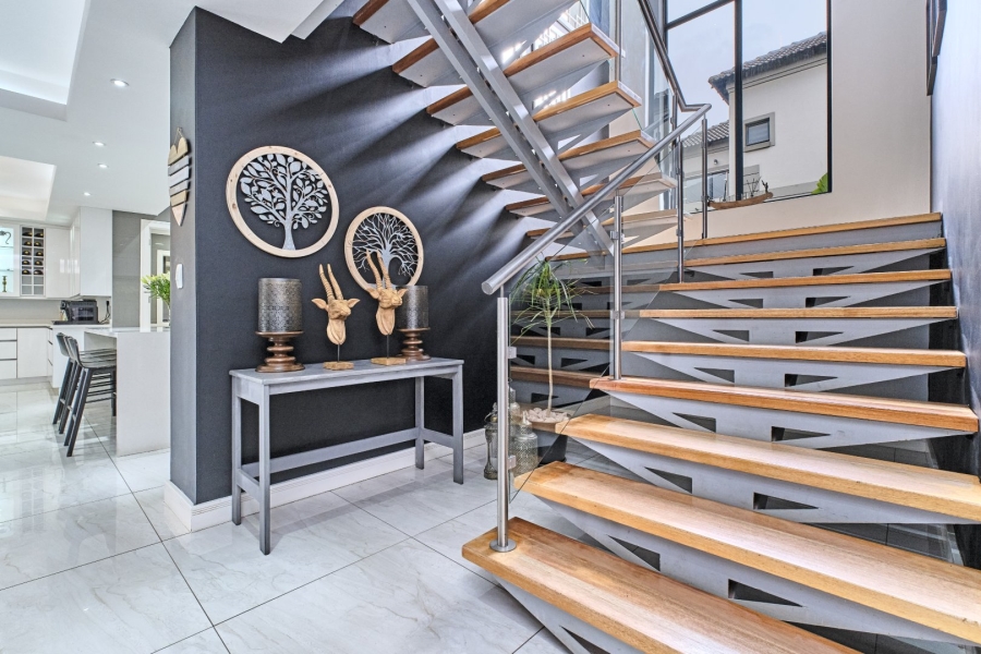 5 Bedroom Property for Sale in Bedfordview Gauteng