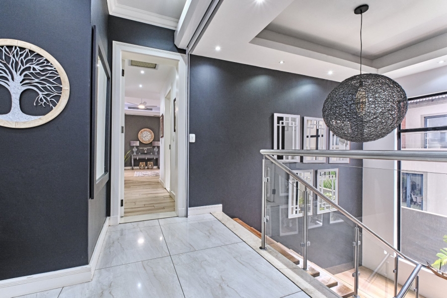 5 Bedroom Property for Sale in Bedfordview Gauteng