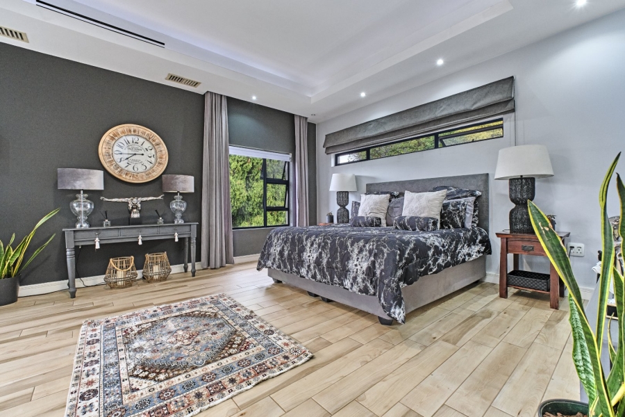 5 Bedroom Property for Sale in Bedfordview Gauteng