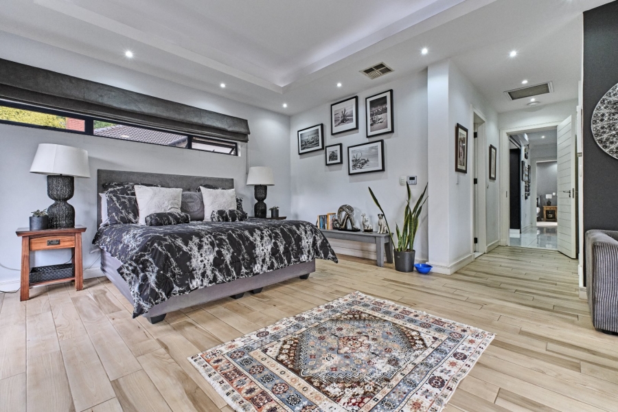 5 Bedroom Property for Sale in Bedfordview Gauteng