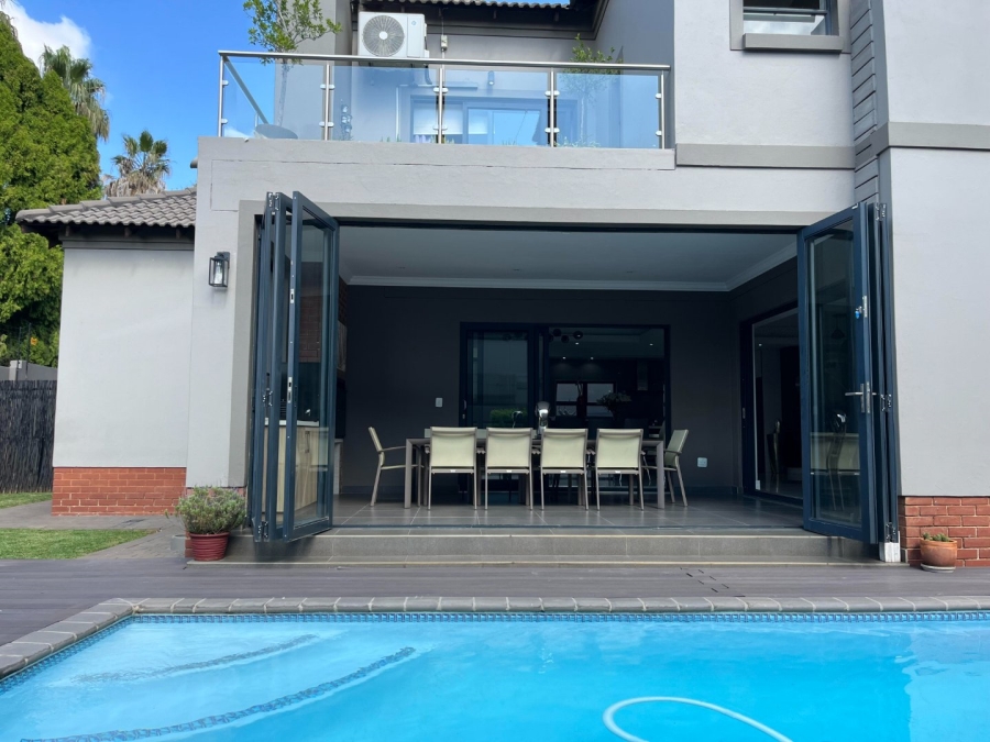5 Bedroom Property for Sale in Bedfordview Gauteng