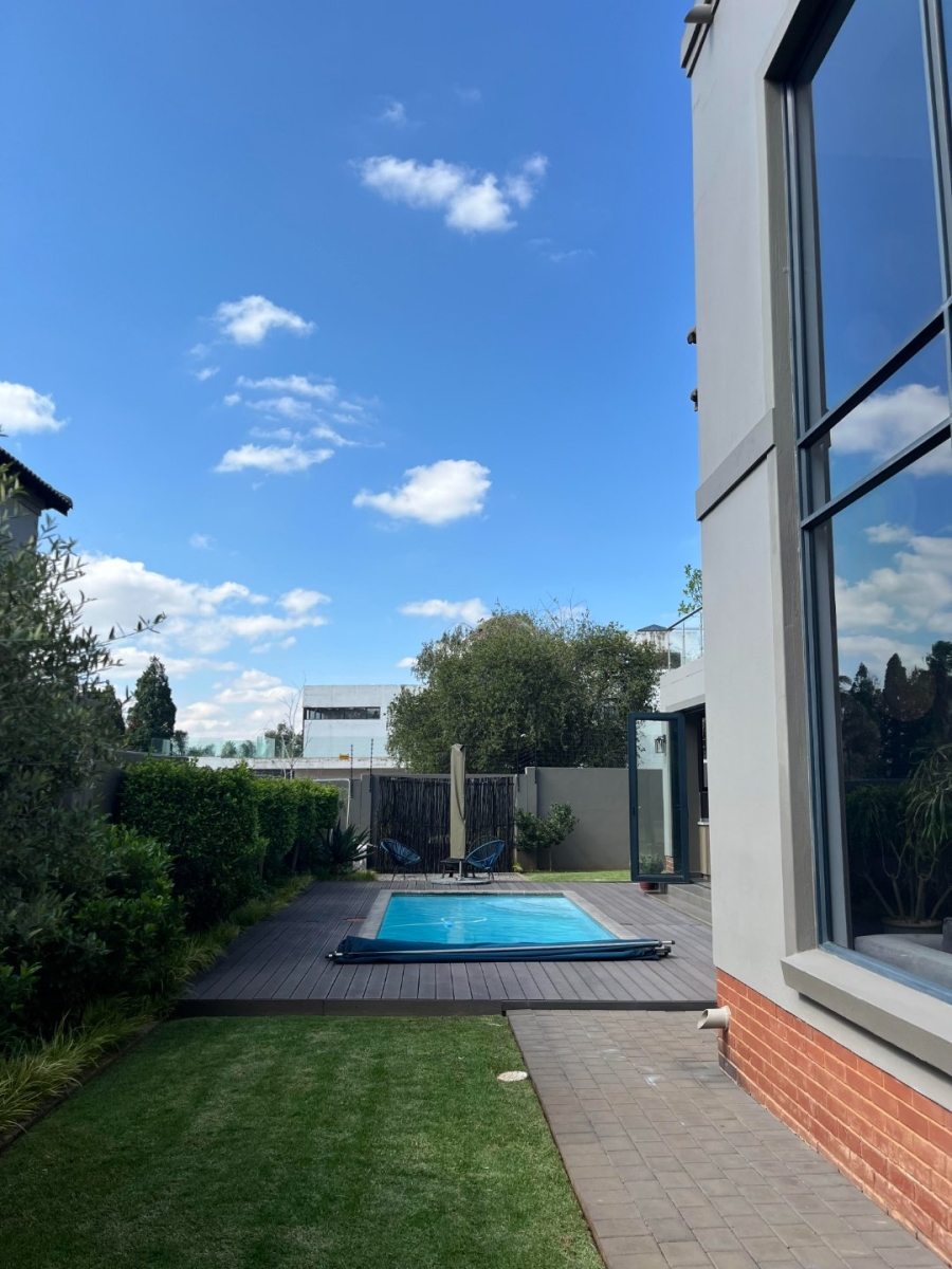 5 Bedroom Property for Sale in Bedfordview Gauteng