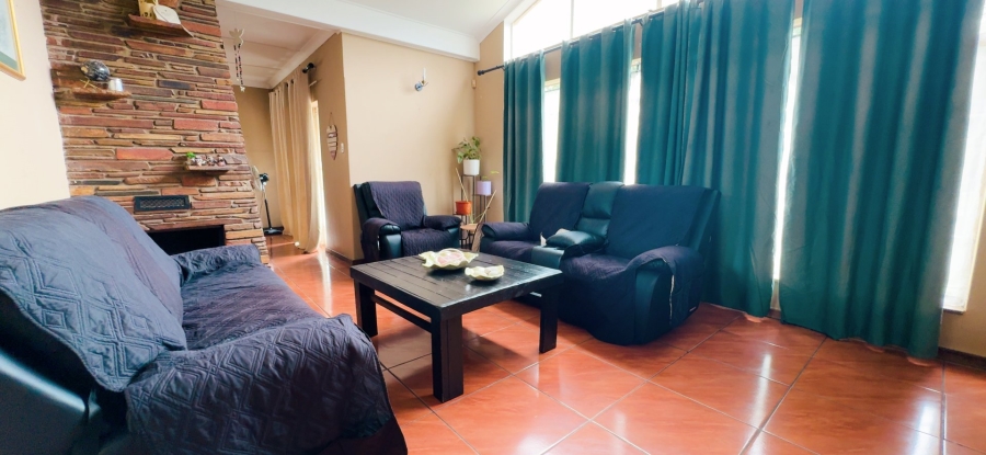 3 Bedroom Property for Sale in Three Rivers Gauteng