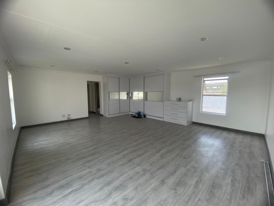 3 Bedroom Property for Sale in Leisure Bay Estate Gauteng