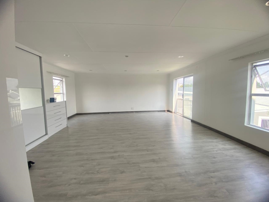 3 Bedroom Property for Sale in Leisure Bay Estate Gauteng