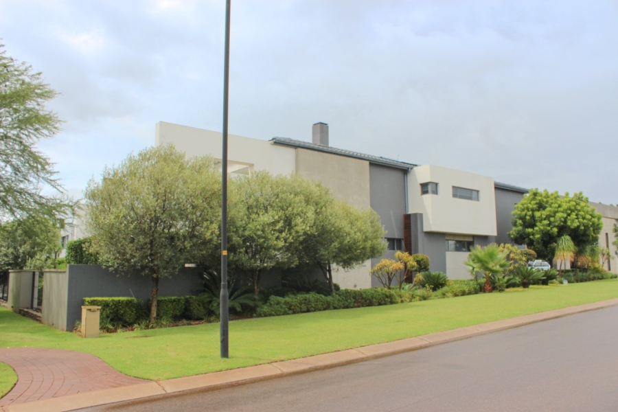 5 Bedroom Property for Sale in Midstream Ridge Gauteng