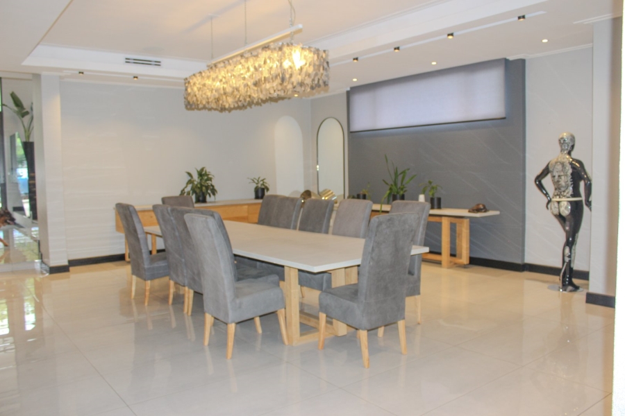 5 Bedroom Property for Sale in Midstream Ridge Gauteng