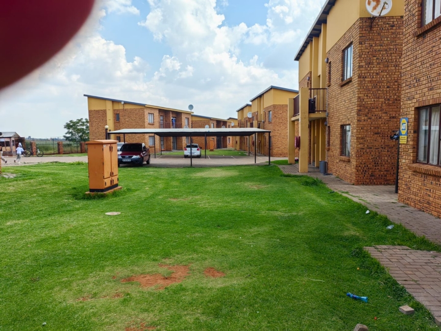 2 Bedroom Property for Sale in Dawn Park Gauteng