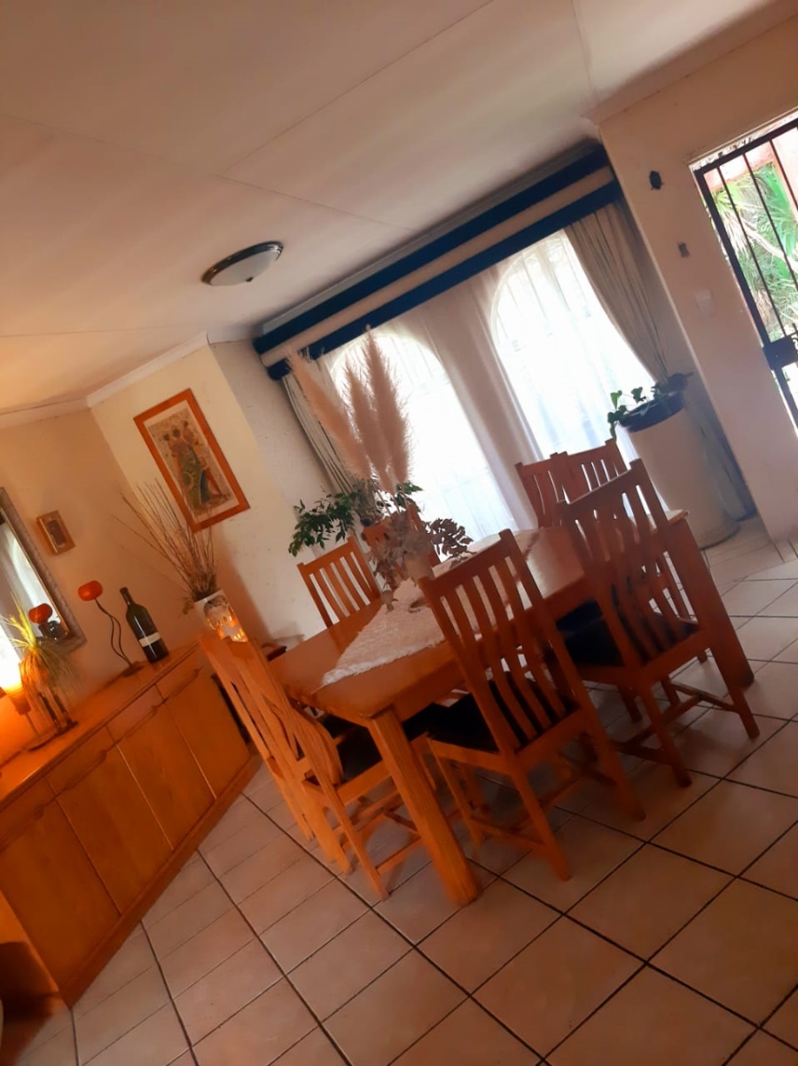 Commercial Property for Sale in Austinview Gauteng