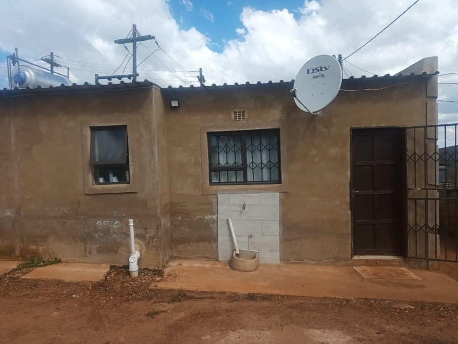 2 Bedroom Property for Sale in Zonkezizwe Gauteng