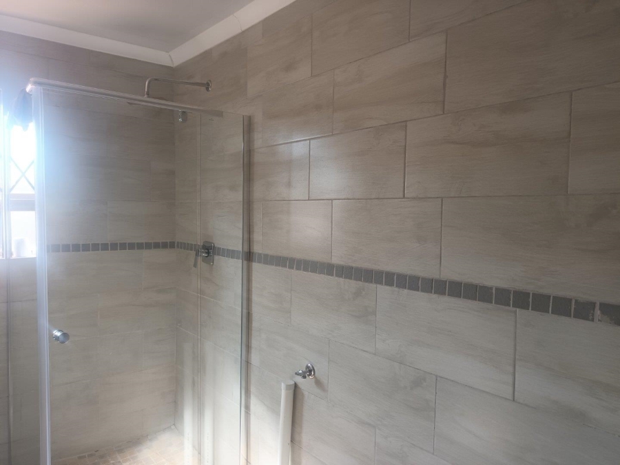 2 Bedroom Property for Sale in Zonkezizwe Gauteng