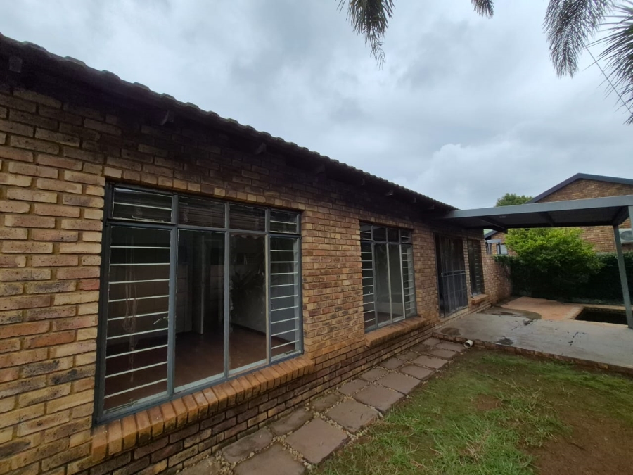 3 Bedroom Property for Sale in Moreleta Park Gauteng