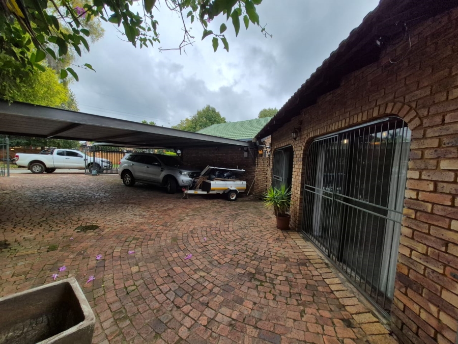 3 Bedroom Property for Sale in Moreleta Park Gauteng