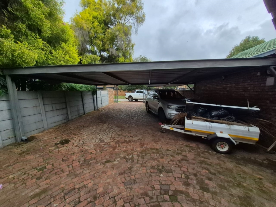 3 Bedroom Property for Sale in Moreleta Park Gauteng