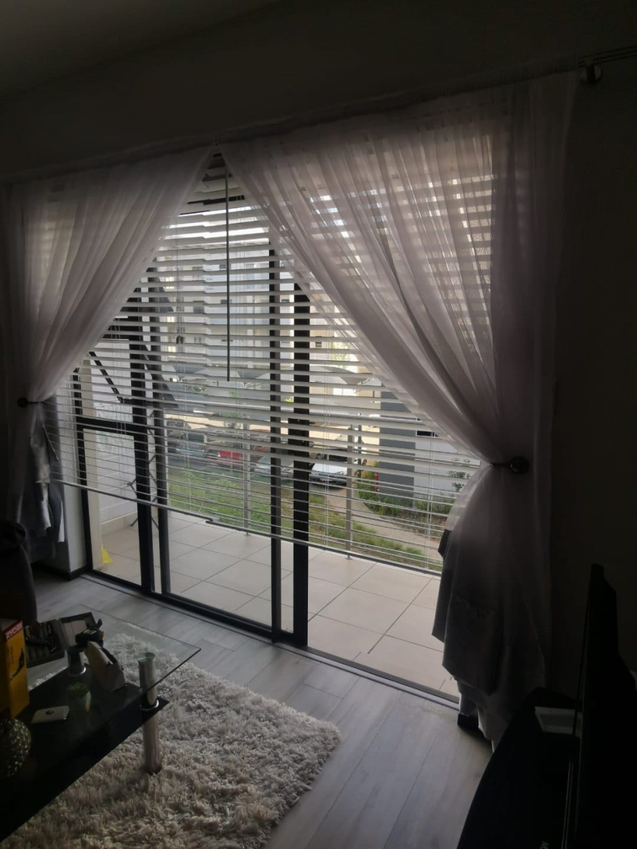 2 Bedroom Property for Sale in Broadacres Gauteng