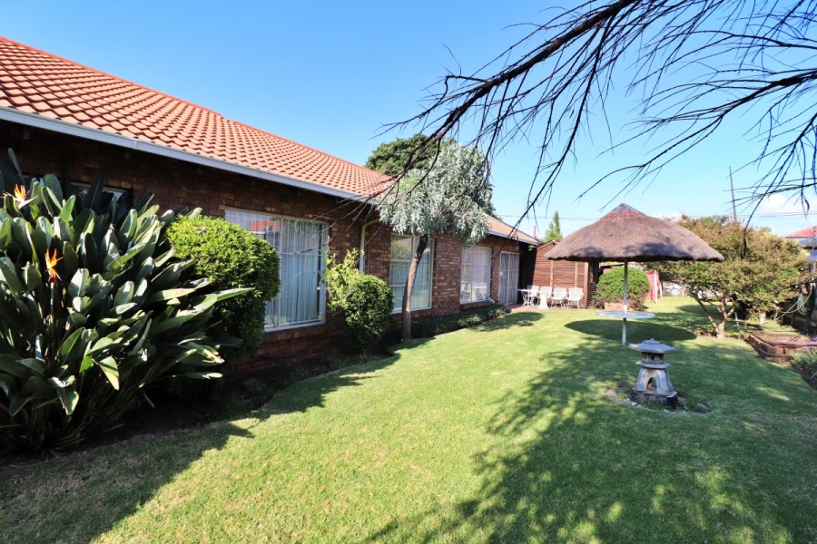 4 Bedroom Property for Sale in Primrose East Gauteng