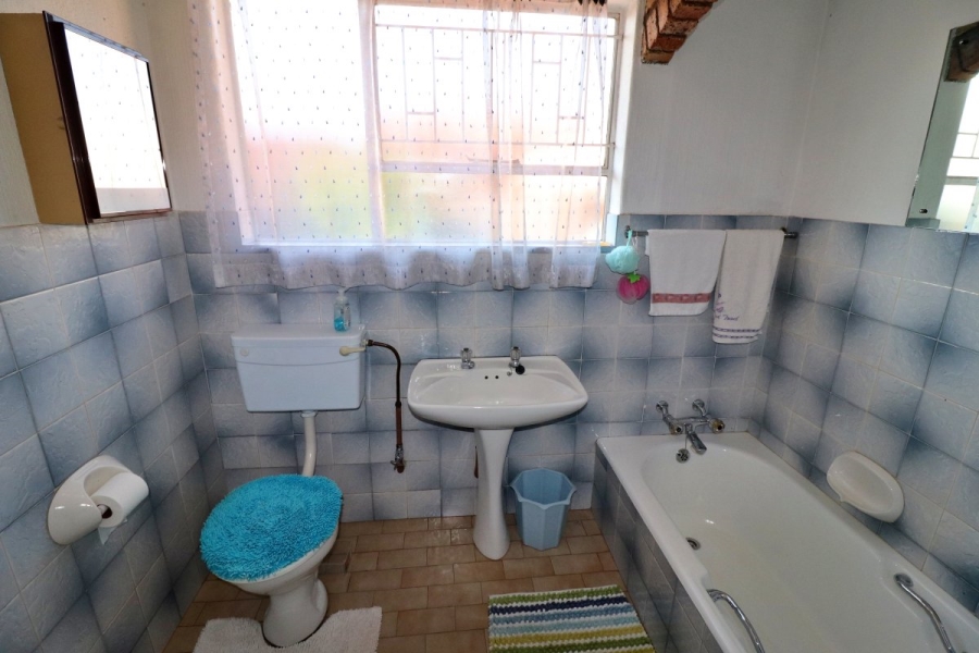 4 Bedroom Property for Sale in Primrose East Gauteng