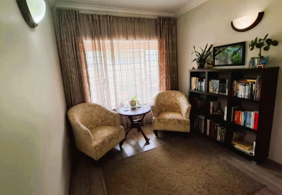 3 Bedroom Property for Sale in Glen Marais Gauteng