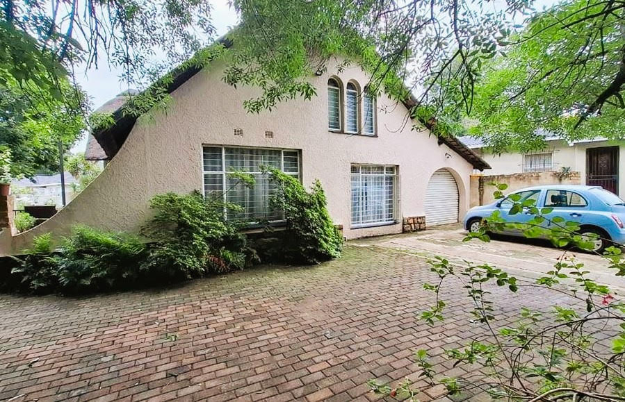 3 Bedroom Property for Sale in Glen Marais Gauteng
