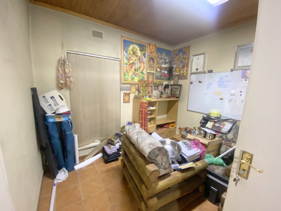 5 Bedroom Property for Sale in Illiondale Gauteng