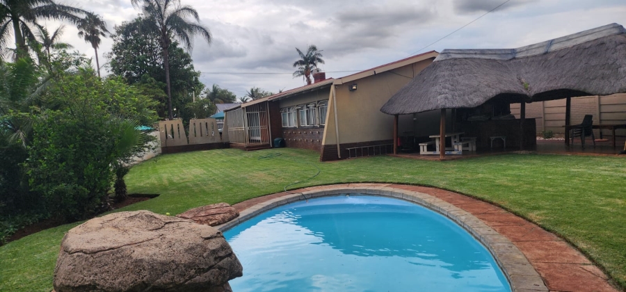 3 Bedroom Property for Sale in Sinoville Gauteng
