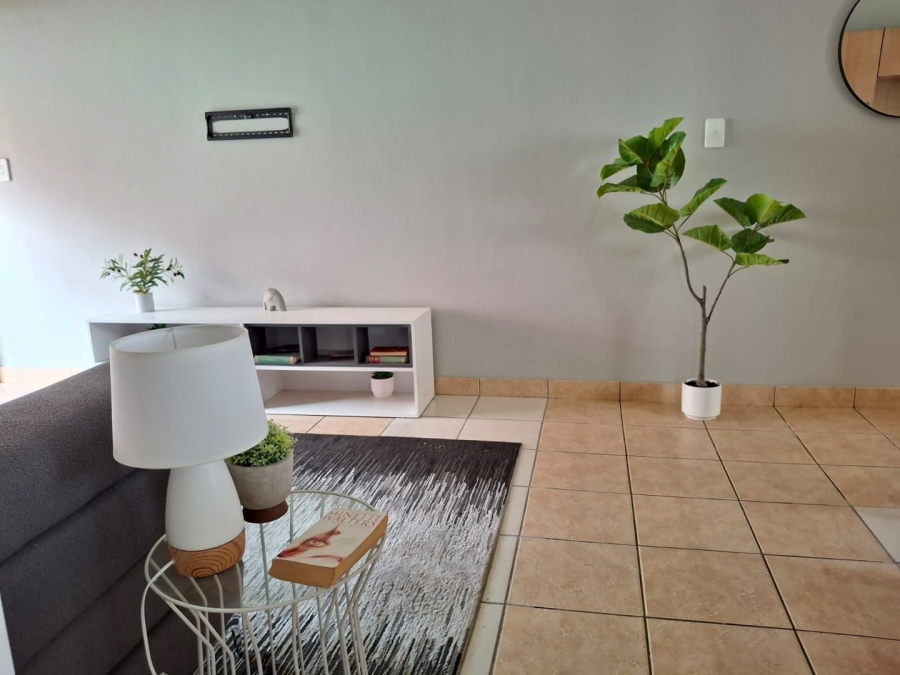 2 Bedroom Property for Sale in Albemarle Gauteng
