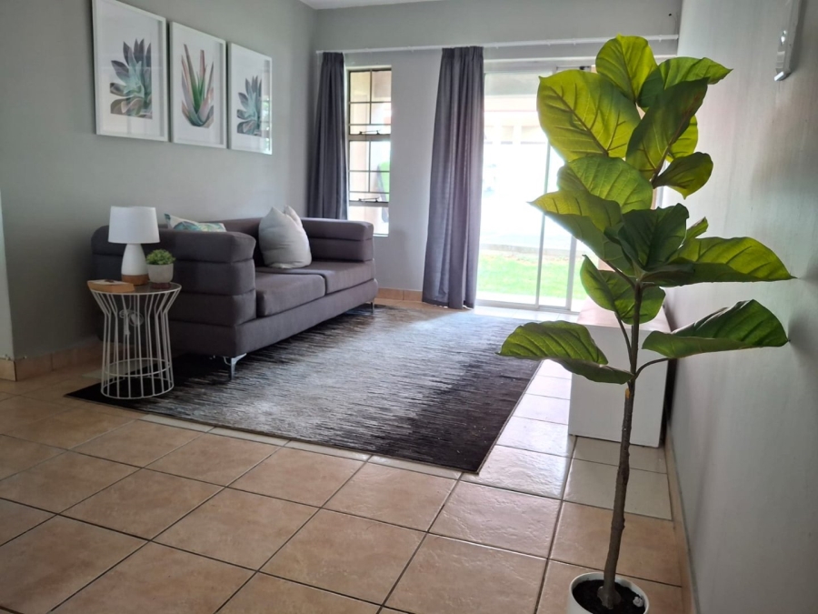 2 Bedroom Property for Sale in Albemarle Gauteng