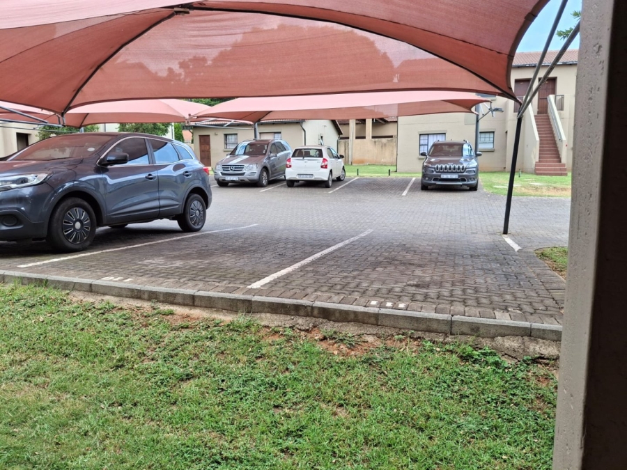 2 Bedroom Property for Sale in Albemarle Gauteng