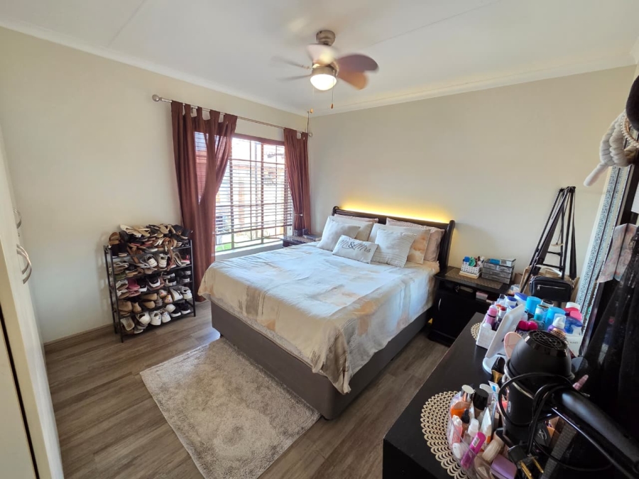 2 Bedroom Property for Sale in Montana Tuine Gauteng