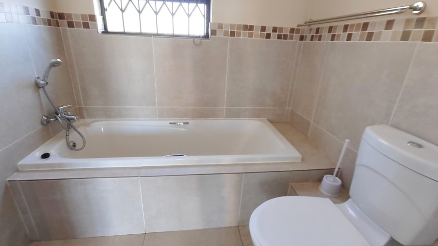 2 Bedroom Property for Sale in Christiaanville A H Gauteng