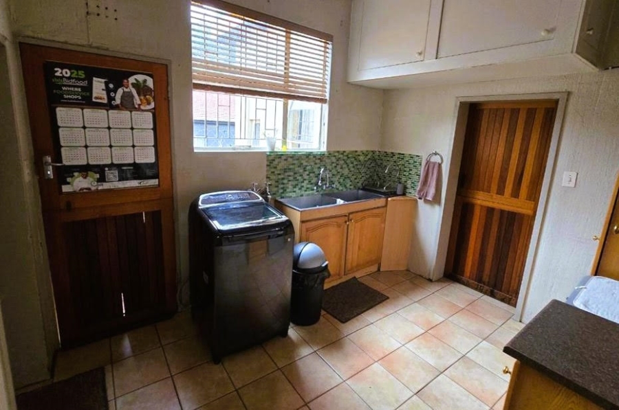 5 Bedroom Property for Sale in Birchleigh Gauteng