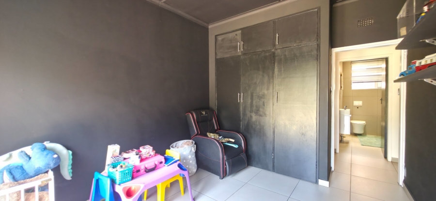3 Bedroom Property for Sale in South Crest Gauteng