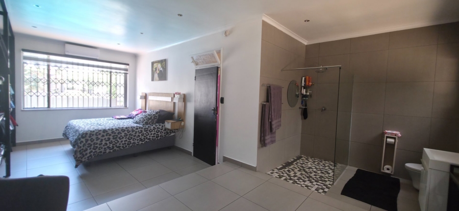 3 Bedroom Property for Sale in South Crest Gauteng