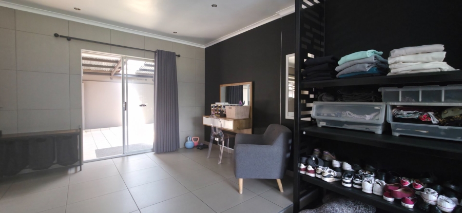 3 Bedroom Property for Sale in South Crest Gauteng