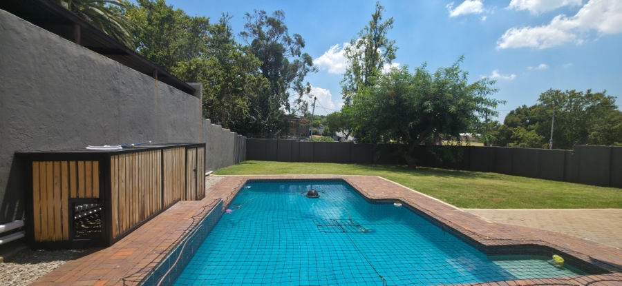 3 Bedroom Property for Sale in South Crest Gauteng