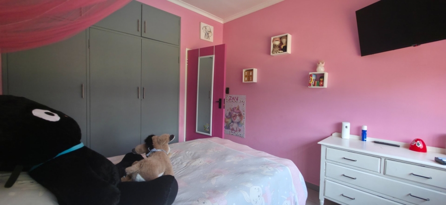 3 Bedroom Property for Sale in South Crest Gauteng