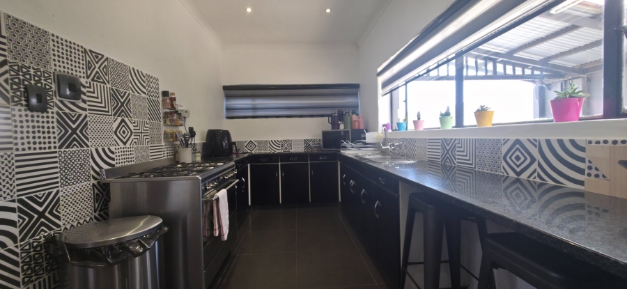 3 Bedroom Property for Sale in South Crest Gauteng