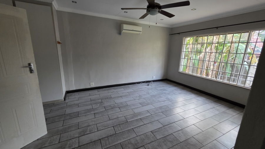 4 Bedroom Property for Sale in Magalieskruin Gauteng