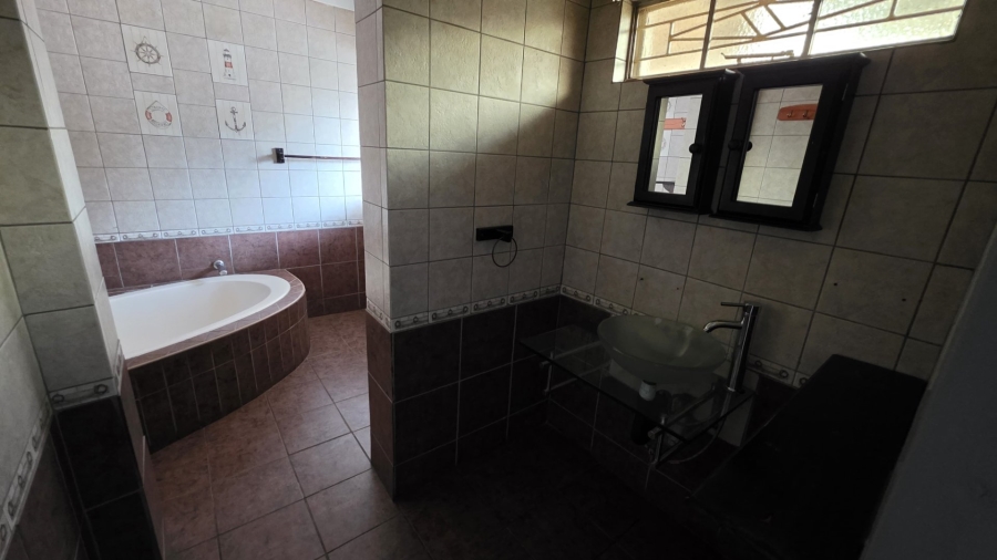 4 Bedroom Property for Sale in Magalieskruin Gauteng