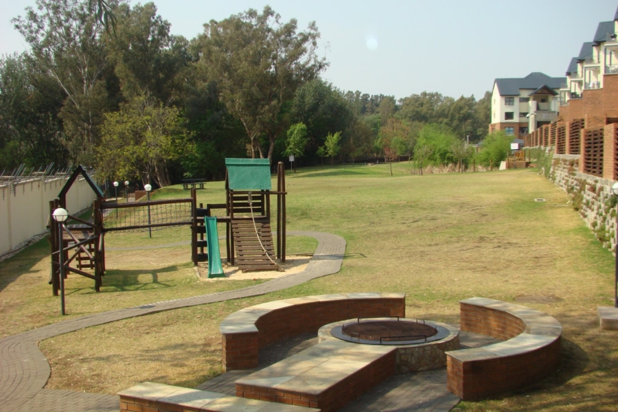 To Let 2 Bedroom Property for Rent in Kyalami Hills Gauteng