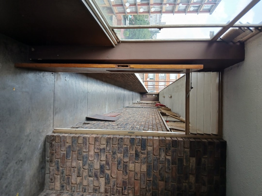 2 Bedroom Property for Sale in Pretoria Central Gauteng