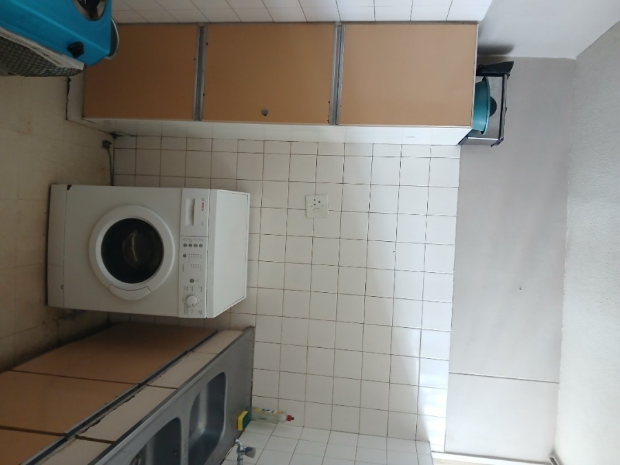 2 Bedroom Property for Sale in Pretoria Central Gauteng