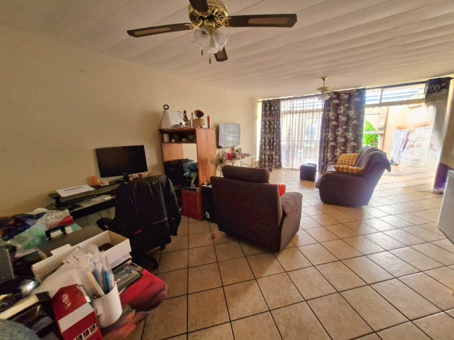 3 Bedroom Property for Sale in Sinoville Gauteng
