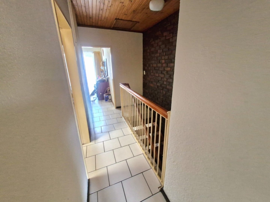 3 Bedroom Property for Sale in Sinoville Gauteng